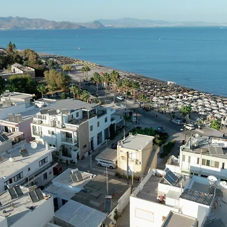 Matinas Sea House Apartament